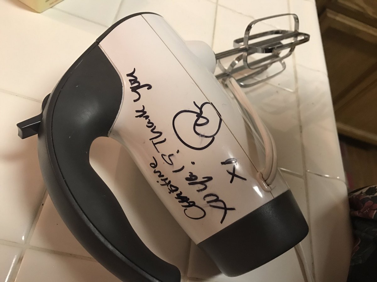 hashtagprettyCB's tweet photo. Greetings from the #Brorito kitchen, where Im making pie with the mixer I let @chefryanscott borrow cc @georgetakata https://t.co/QVEPeCQYEJ
