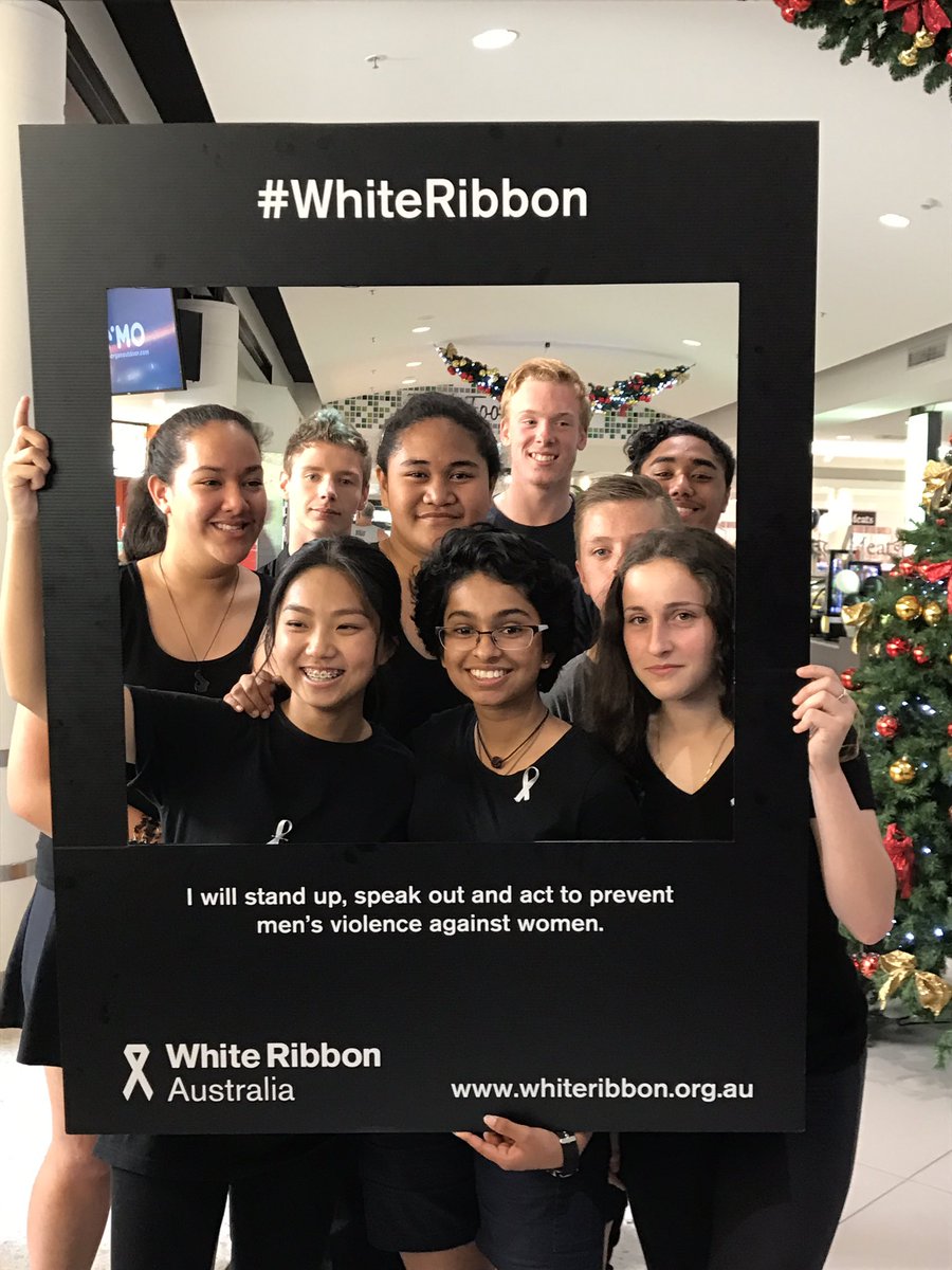MsEstavillo's tweet photo. @SarahRedfernHS supporting #WhiteRibbon #fistsdown #Campbelltownagainstdomesticviolence https://t.co/Br684iAk2b