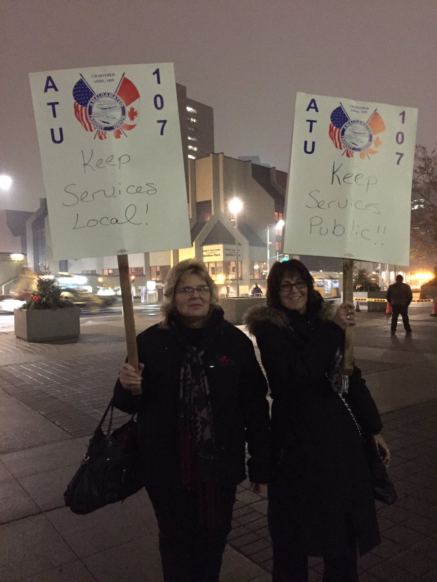 ATU107's tweet photo. #PublicTransit #PublicPower #ATU #transit #HamiltonTransit https://t.co/Jug9M3a7Zf