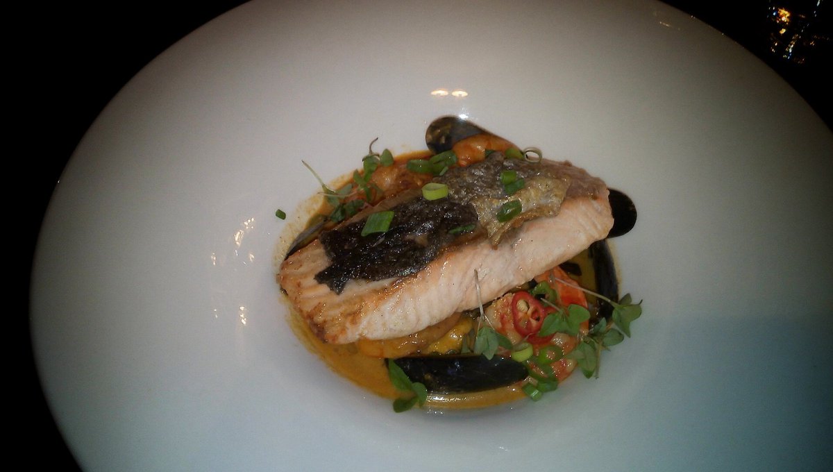 Just one of the new dishes on the menu for dinner
“Salmon Gohan Chowder”. Salmon, King Prawns and Mussels
In a spicy sauce.