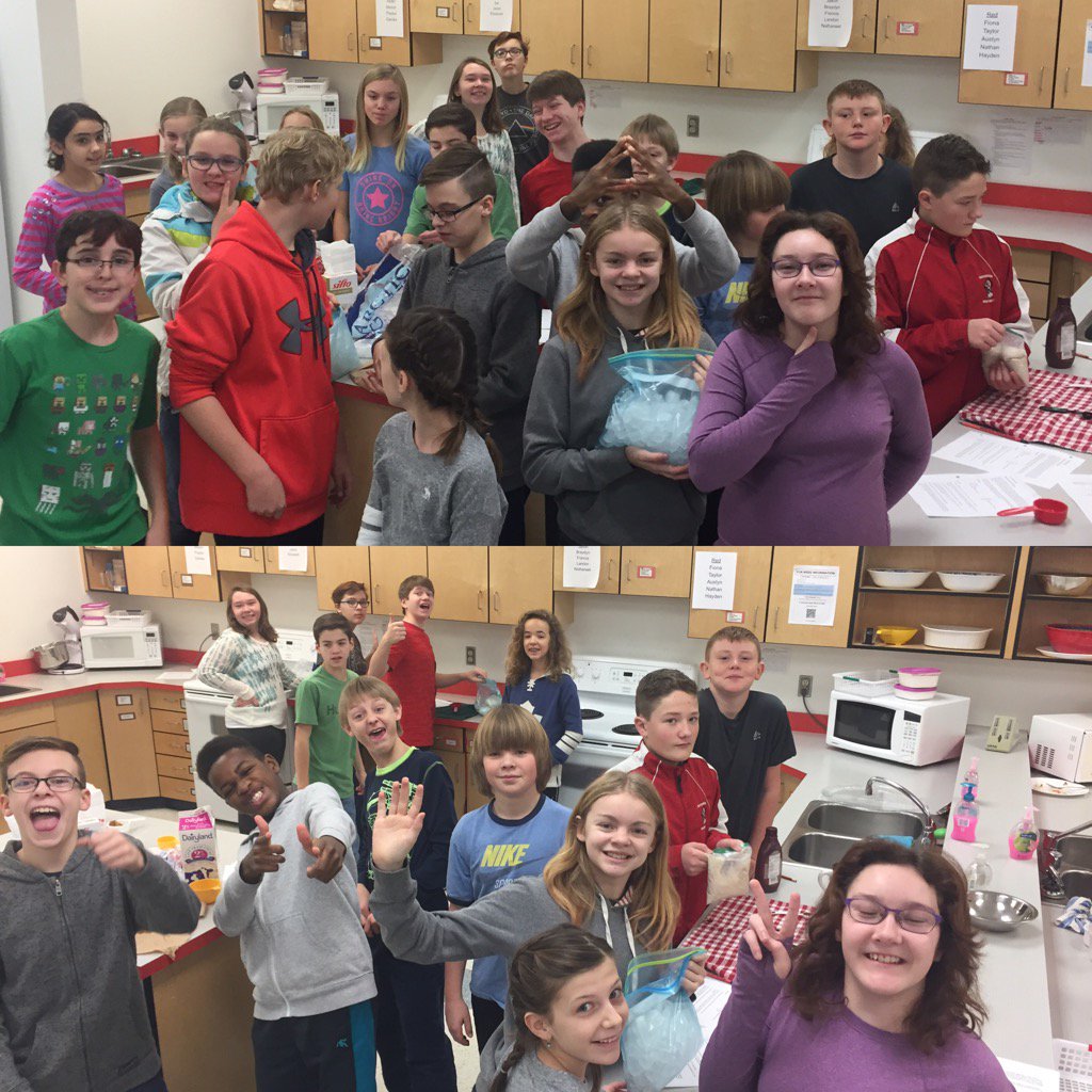 BSS_Thunder's tweet image. Making ice cream in science 7 #LiquidToSolid #PhaseChanges #Yum