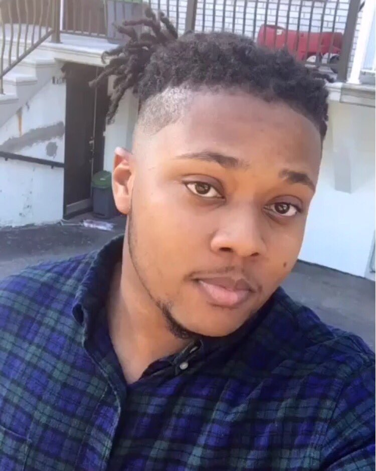 LaSkway_'s tweet photo. #dubchallenge ma figui a pas changer c'est chien pour moi :') #stilladub https://t.co/Vh0VqVJyRF