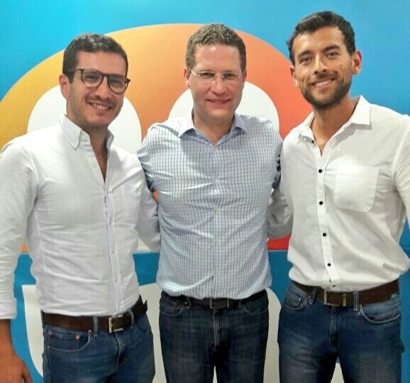 SebasPalaciosSP's tweet photo. "La Política bien entendida permite cambiar a la sociedad de manera efectiva" @MauricioRodasEC @23Suma #VamosporelCambio #DistritoSur https://t.co/63m9OItMSS