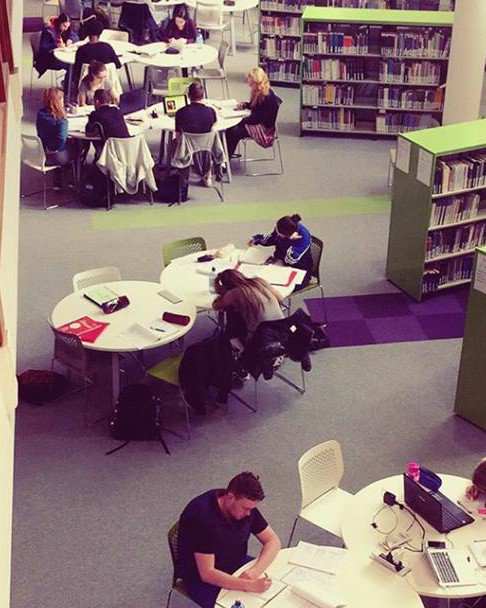 MichaelaAIT's tweet photo. All these brain boxes here in ait library studying for there xmas exams. Choose Digital Marketing, it's a great course #Aitdm #Chooseait https://t.co/ek50SviY4s