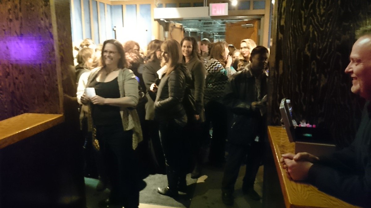 The entrance to Little ts is packed as people wait to see the Lads n' Lashes drag concert. #qnetnews