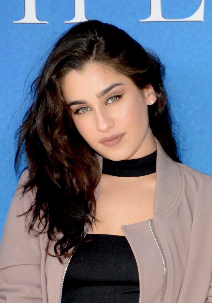 LaurenMJChile's tweet photo. 💘 #MTVStarsFifthHarmony #AP40FifthHarmony https://t.co/M2tfeUS50x