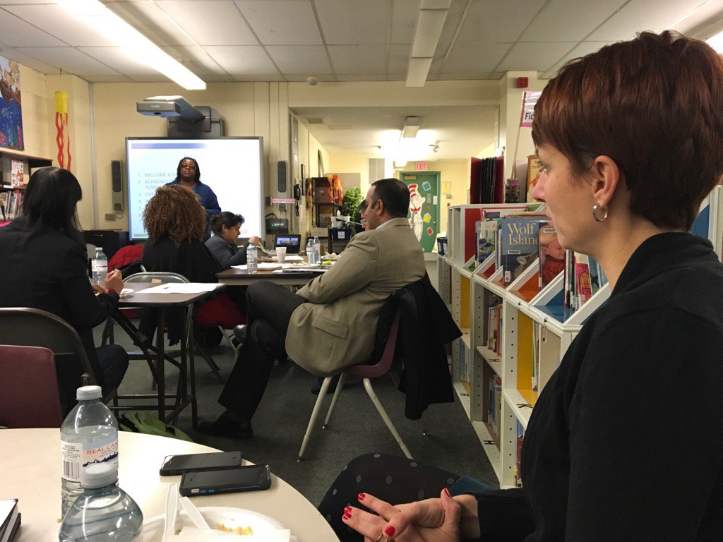 kgfalcon's tweet photo. #modelschools #PelmoPark CoChairIngrid tells her story community evening @Jennifer_Arp @Trusteesheila @tdsb_helen https://t.co/f1FV57kf28