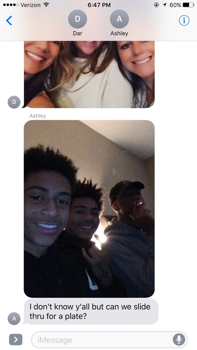 ashley_nycolee's tweet photo. My step moms sister didn't get the memo of my new number so this just happened!!! I'm so weak 😂😂😂😭😭😭 https://t.co/s6sSqWLTDY
