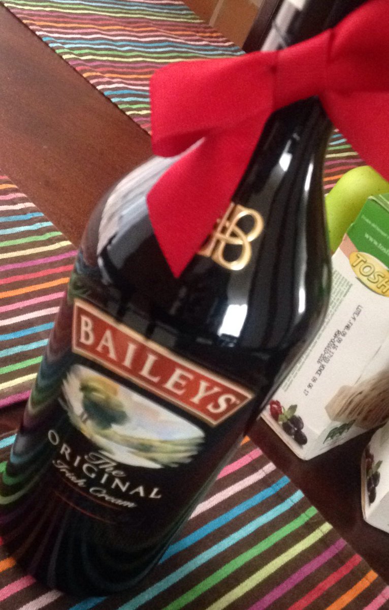 xioalexandra's tweet photo. Un regalito que me hice ! 😁 https://t.co/VY2gZ4tSgL