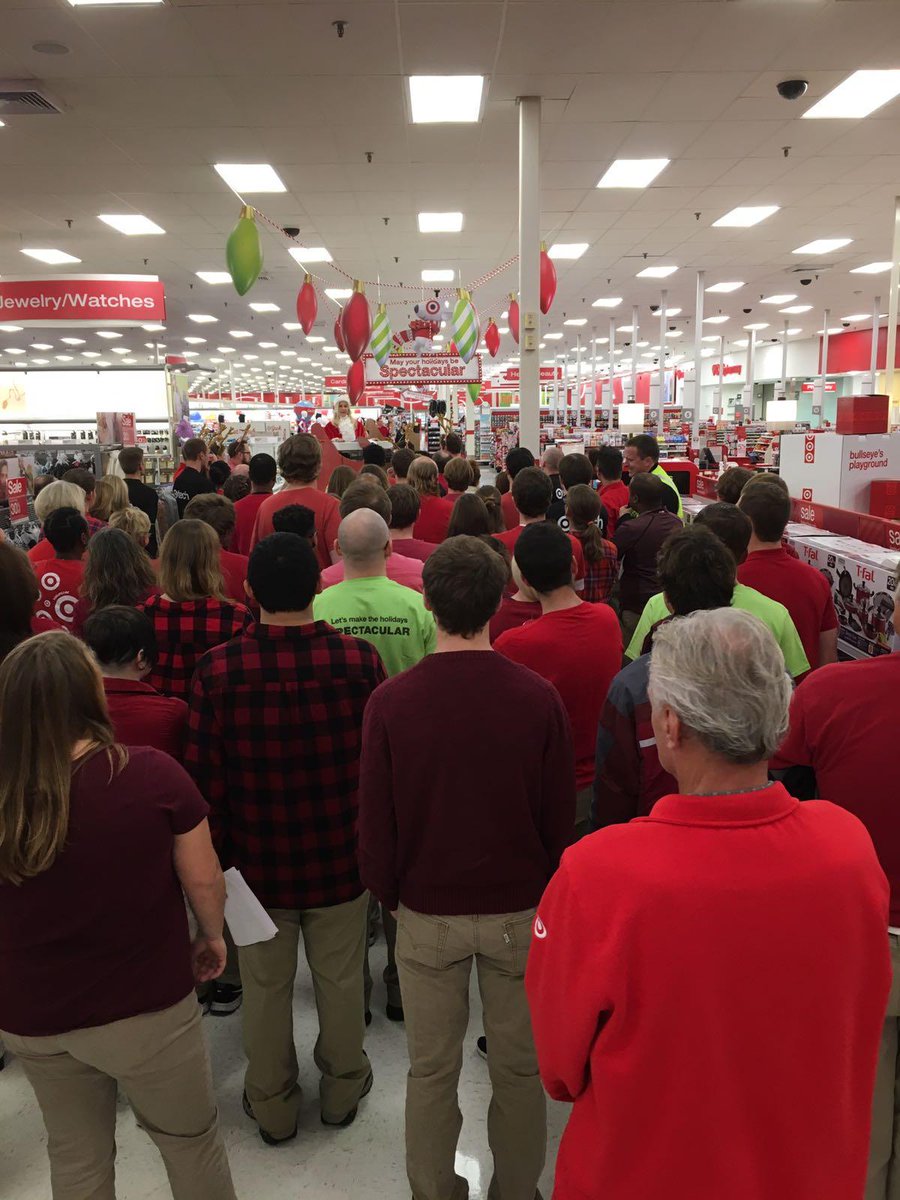 Target News tweet media