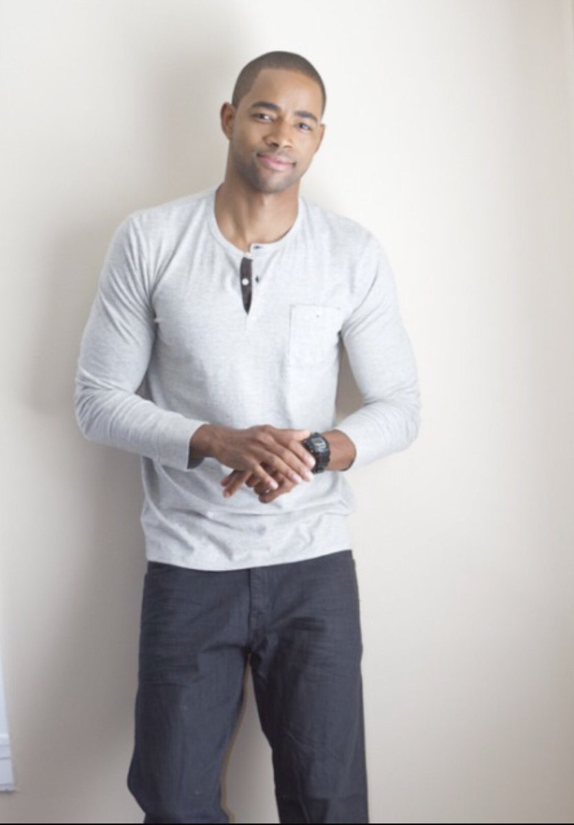 kianolee_kido's tweet photo. He is just incredibly gorgeous 🔥🔥 @JayREllis #Novemberrule https://t.co/4Aqu35QDBG