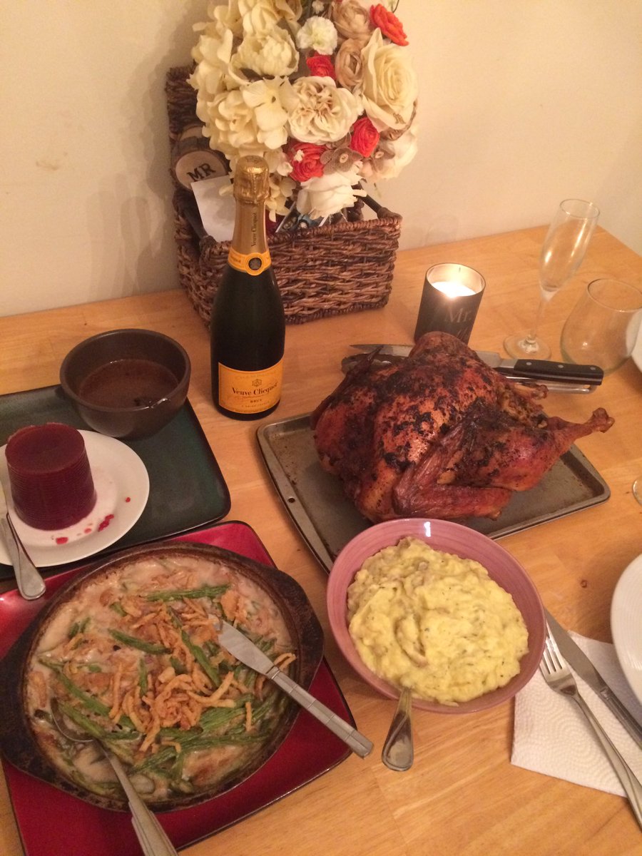 _WesleyFields's tweet photo. The only way to do it! Happy Thanksgiving !!! https://t.co/zYEs6Hzjpj