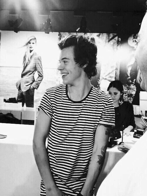 fcklouist91's tweet photo. #poemstoharry https://t.co/MW2RRnK2Nx