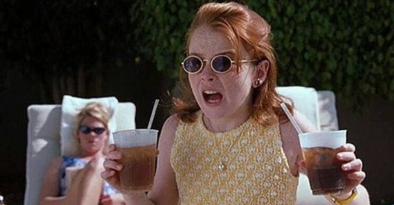 elcosodelvino's tweet photo. Cuando vas a buscar unos tragos y ves a tu amiga con otro... https://t.co/OZEq2SOQQU