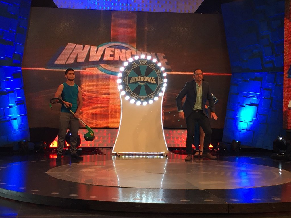 invenciblepy's tweet photo. Estamos jugando a la #Ruleta este juego no suma puntos pero el ganador se lleva un espectacular premio #Invencible ¿Te estás divirtiendo? https://t.co/11j6GZalsy