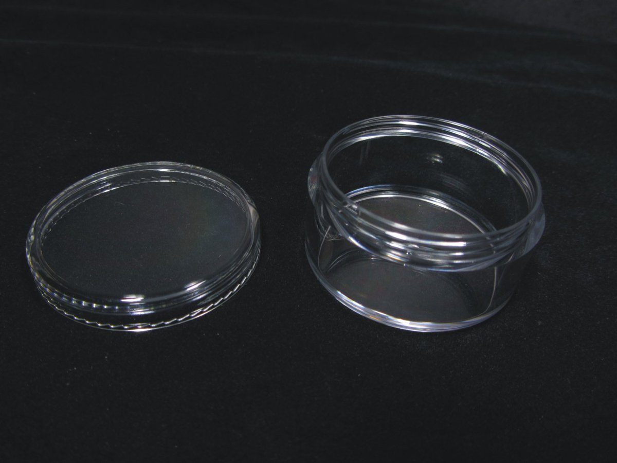 beautymakeup's tweet photo. 100 Cosmetic Jars Clear Plastic Beauty Containers - 30 Gram⦠https://t.co/3cr0f7o3wv #CosmeticJars #MakeupContainers https://t.co/XF6CC2W48Y