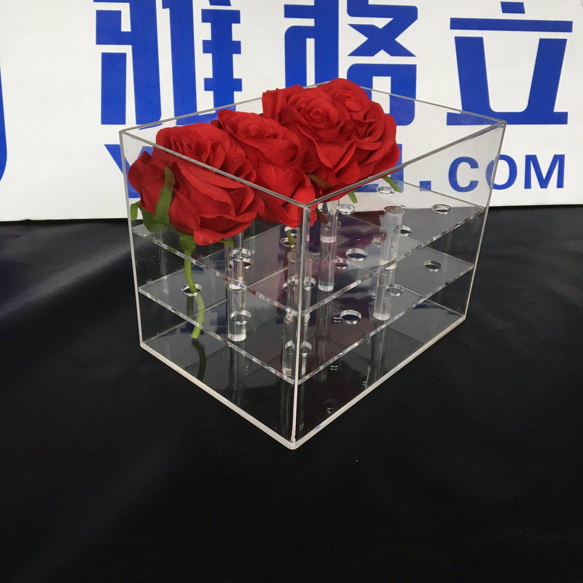 Yagelibox's tweet photo. #flowerbox #rosebox#acrylicbox https://t.co/dEYeMYgUyo