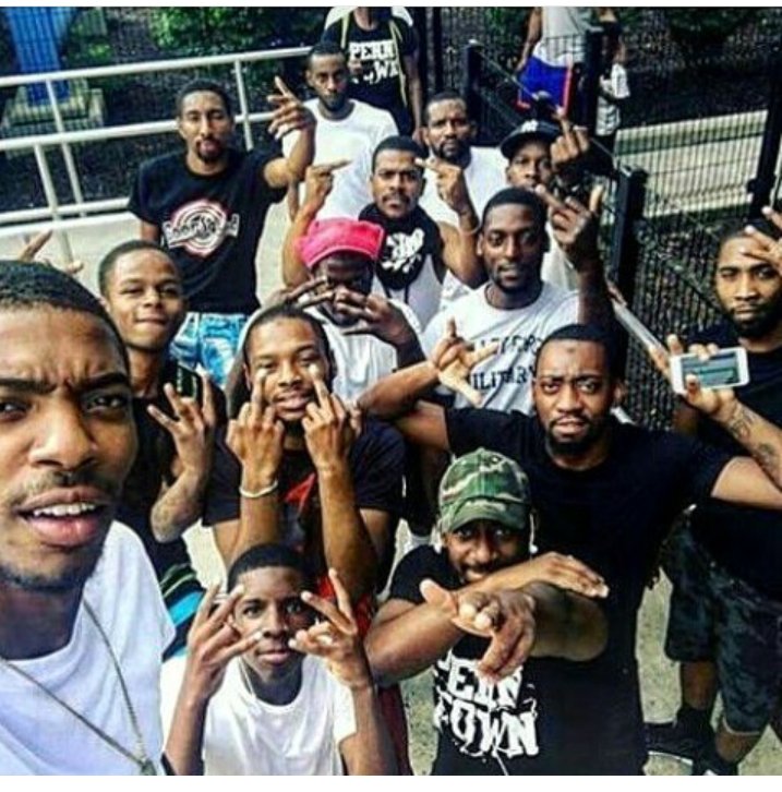 zah_got_Me's tweet photo. Thankful for my guys man we been thru alot and lost #2Kings in the process Wayne&Zah im thankful yall enter my life https://t.co/Ujq8eV7YNT
