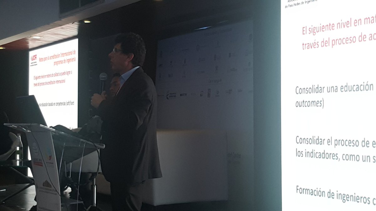 acofi's tweet photo. Carlos Costa Presidente @acofi y dec. ing. @unisalle en #lachec2016 exponiendo sobre acreditación internacional en programas de ingenieria https://t.co/lgJd1J0B71