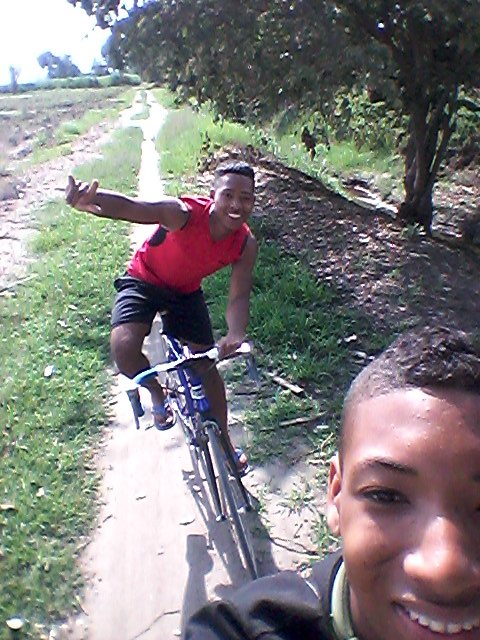 jhonatanmina3's tweet photo. Ey mi sangre , mi hermano 😊😆 https://t.co/HStSeav8H2