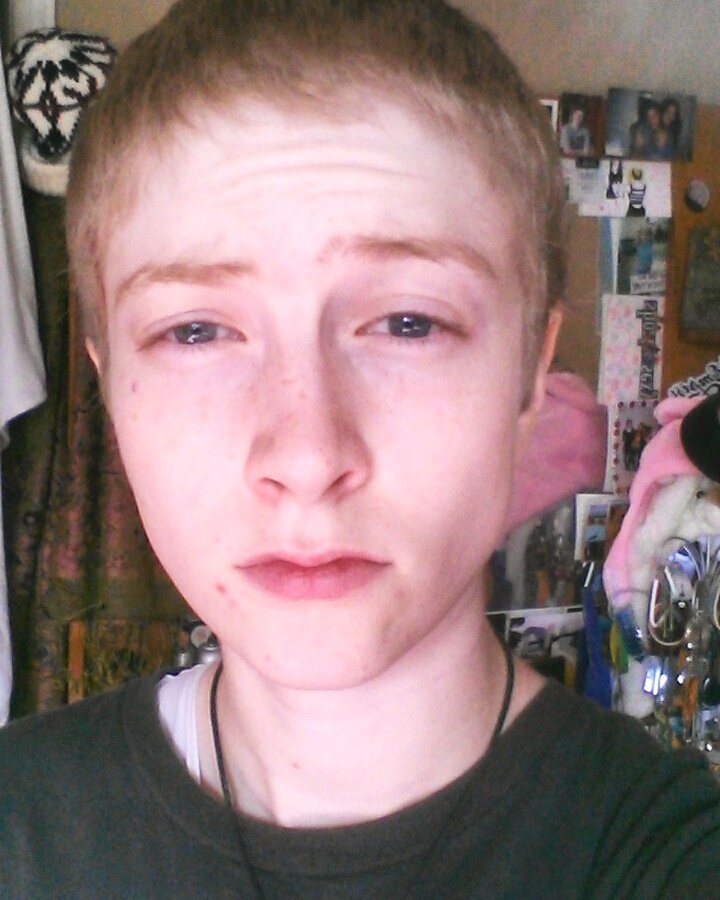 sadboyledegg's tweet photo. heres that challenge thingy #dubchallenge (sadie wudnt let me tag this the poop challenge)) 12, 14, 17 nnd 19 https://t.co/0QnX4NE8q2