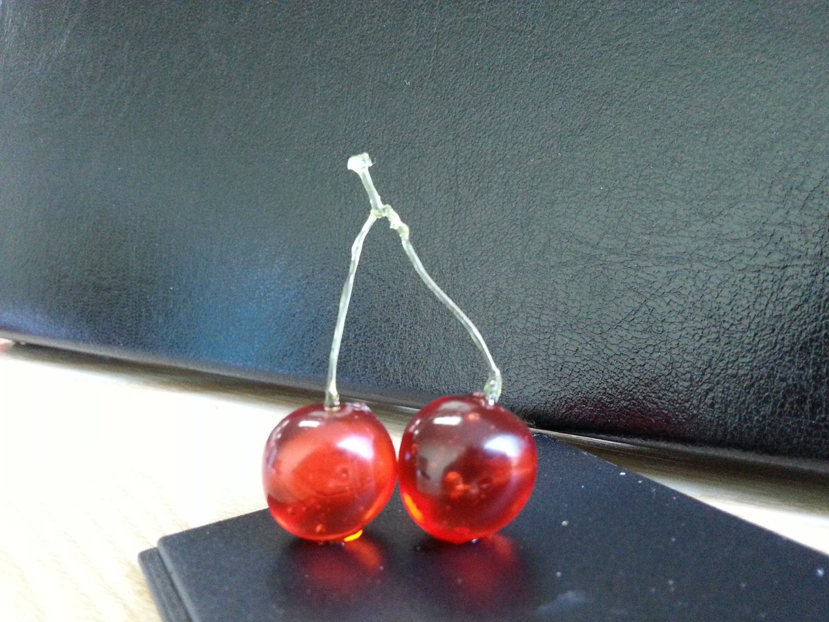 FutureMake3D's tweet photo. Red cherries are ready. Now where's the cake? https://t.co/glBTWWgIBn
