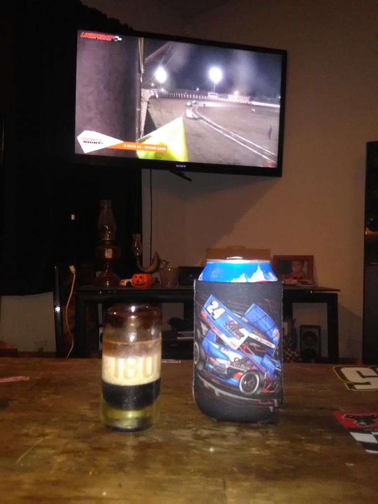 sprintcargirl's tweet photo. @loudpedaltv #tweetyourseat https://t.co/ifkzTqjRRI