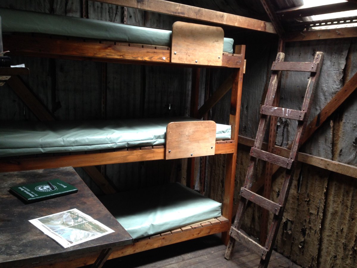 dkathunt's tweet photo. .@AnnaMcNuff - any of these look familiar? (Walking Cass-Lagoon with Graeme Appleby!) #NZ2016 https://t.co/uL07Pzz57h