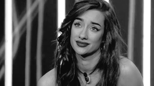 SrtaPickyGH's tweet photo. Quién debe ganar?
RT: Bea
MG: Adara
 #GHDirecto https://t.co/aBiWXFGrW2