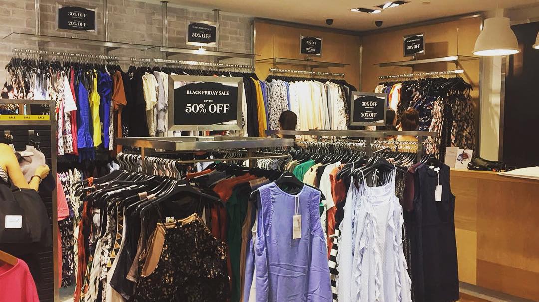 Last day to shop our Black Friday Sale! Enjoy up to 50% + 30% off for wt+/dbs cardmembers.T&amp;Cs apply.More info: bit.ly/2fQz6ua