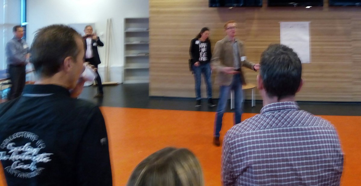 i_gezant's tweet photo. En we zijn gestart!! #ict16 https://t.co/BBDCSLfD8d