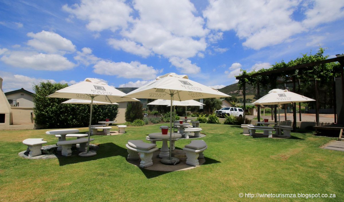 #ProePaarl Find the new Bistro @BolandCellar on Google-Maps: bit.ly/2fxnXOm  #LocalGuides #WineryExploring #wine #food