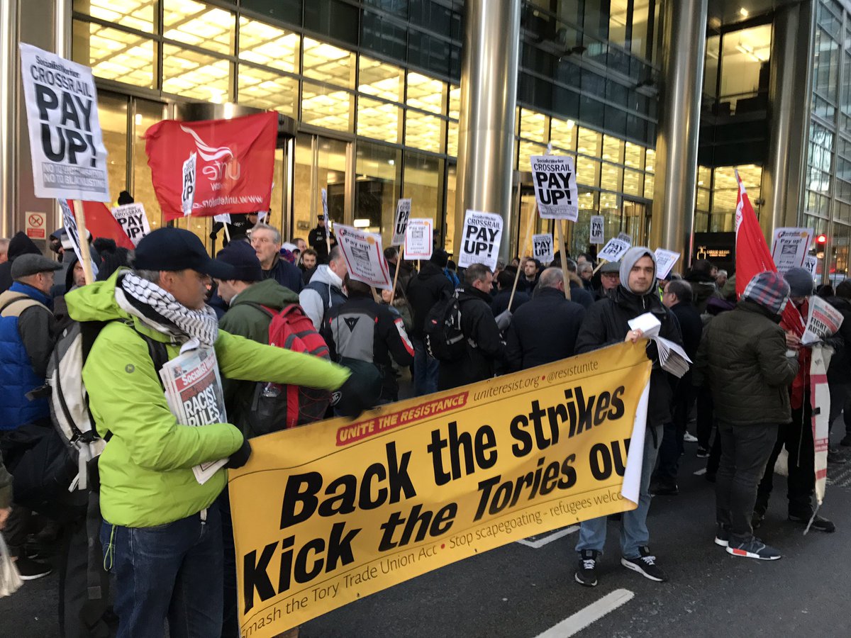#Solidarity with construction workers fighting for a second tier payment on <a href="/Crossrail/">Ewan</a> CEO took home £910k last year! <a href="/unitetheunion/">Unite the union: join a union</a>