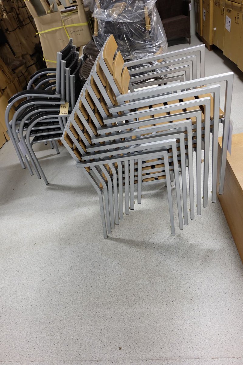 A7 outlet tweet media