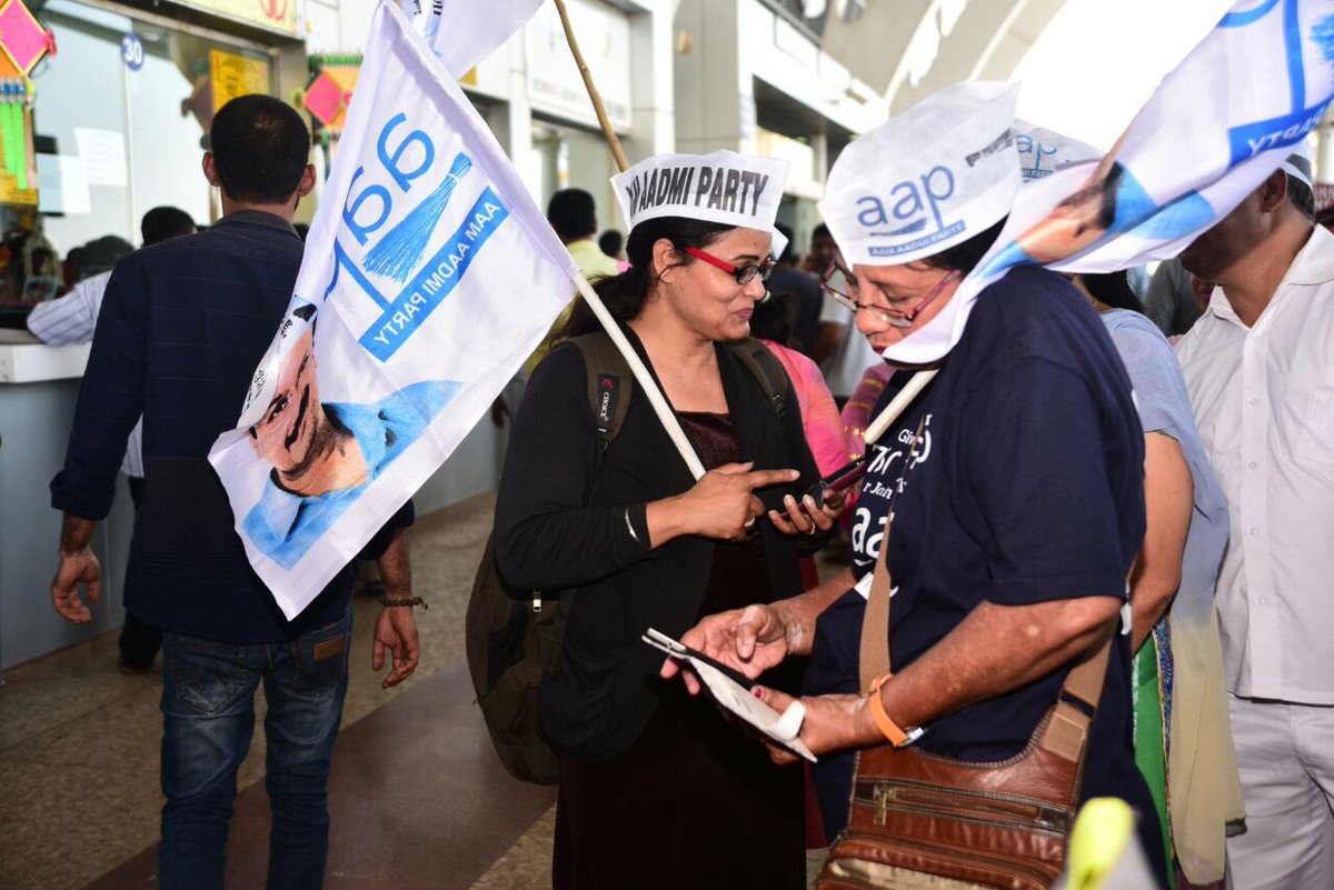 AAPinGoa40's tweet photo. Goa awaits Kumar Vishwas. https://t.co/IEcSKBn9wh