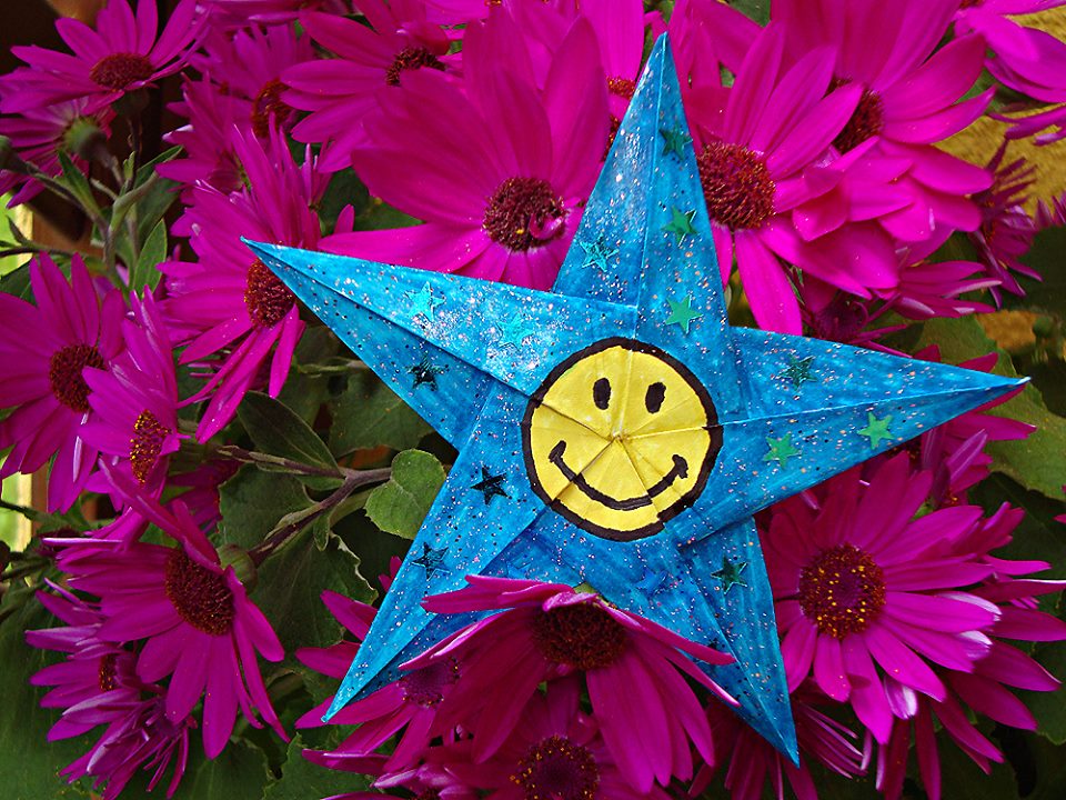 fiXYellow_'s tweet photo. 💜 🙂 💙 #ASFOSstar 🌟 @coldplay https://t.co/Xyv5Mjyp5r