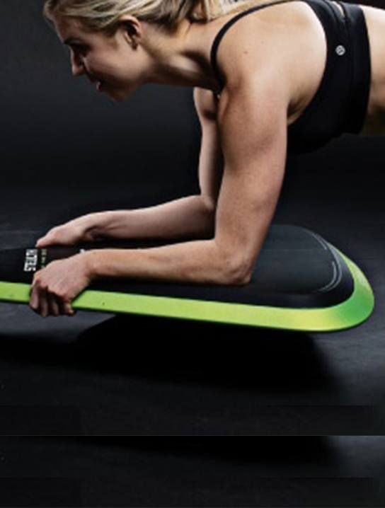 GadgetFlow's tweet photo. Pre-Order Now: STEALTH #CoreTrainer https://t.co/QRhfl5GcdE This device makes planking fun! #fitness #stayfit 💪 https://t.co/fNDiRzLdU4