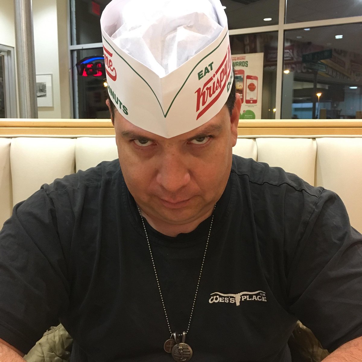 Thanksgiving doughnuts with grumpy cat. I'll return him to <a href="/WSU_Veterans/">Student Veterans WSU</a> center on Monday in one piece. #LAfirsts