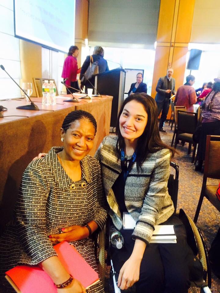 muniba_mazari's tweet photo. When you empower a woman, you empower the whole generation.
Last year at #GCSD2015 @UN_Women @UNWomen_Pak @unwomenasia @phumzileunwomen https://t.co/qTiNRaLJIZ