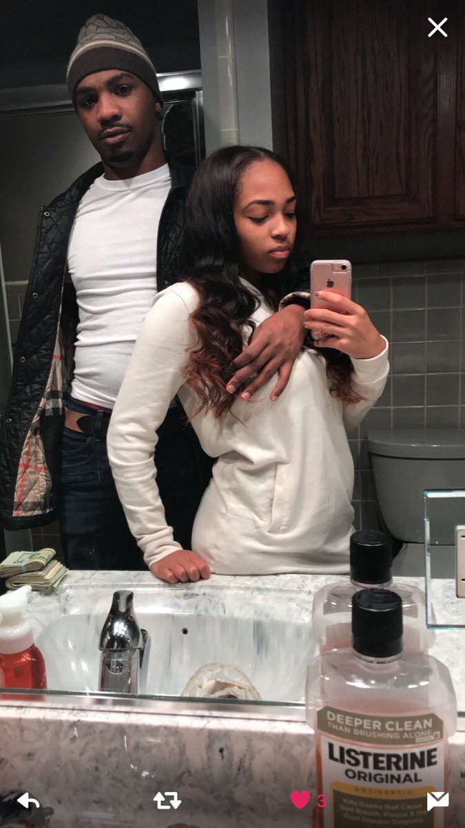 _springy's tweet image. Why tf they hating from the bleachers 😘