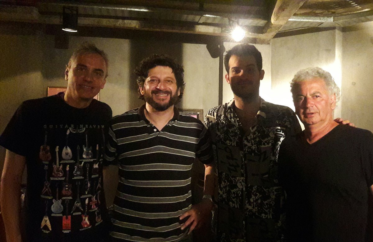AlmacenOtamendi's tweet photo. Gracias @DanielFerron #RoyQuiroga #GabrielAmendola #PabloMemi por la gran noche de MUSICA que nos dieron. https://t.co/7f9nJKPpSq