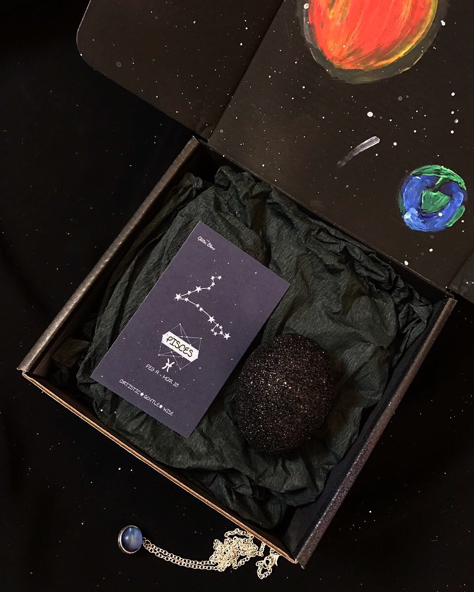 cosmic_ae's tweet image. #AstroBox 🔮💎