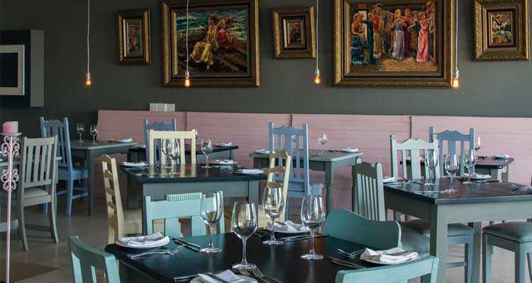 theinsideguide's tweet photo. There’s a #new #restaurant in #Simonstown: https://t.co/EJ9gDEnzs0 @MangataCPT https://t.co/v5G4wtTkq2