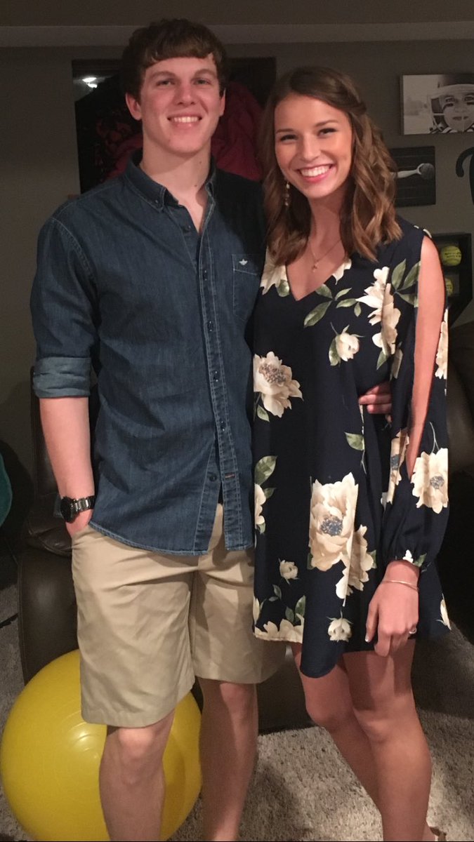 KraytonSchnepf's tweet photo. Because I am thankful and absolutely love this boy and his family☺️ https://t.co/1t51aAH6d8