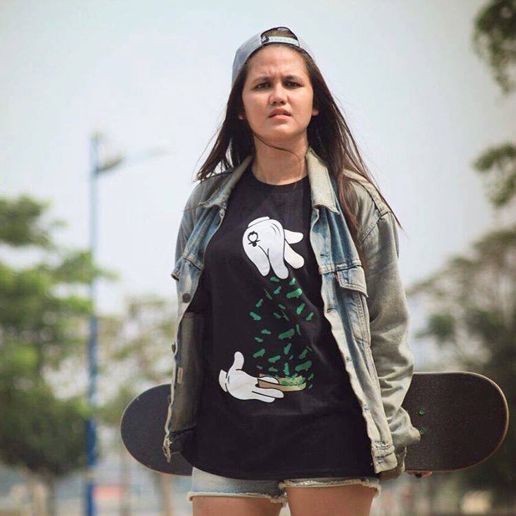 JakCloth Store TNG tweet media