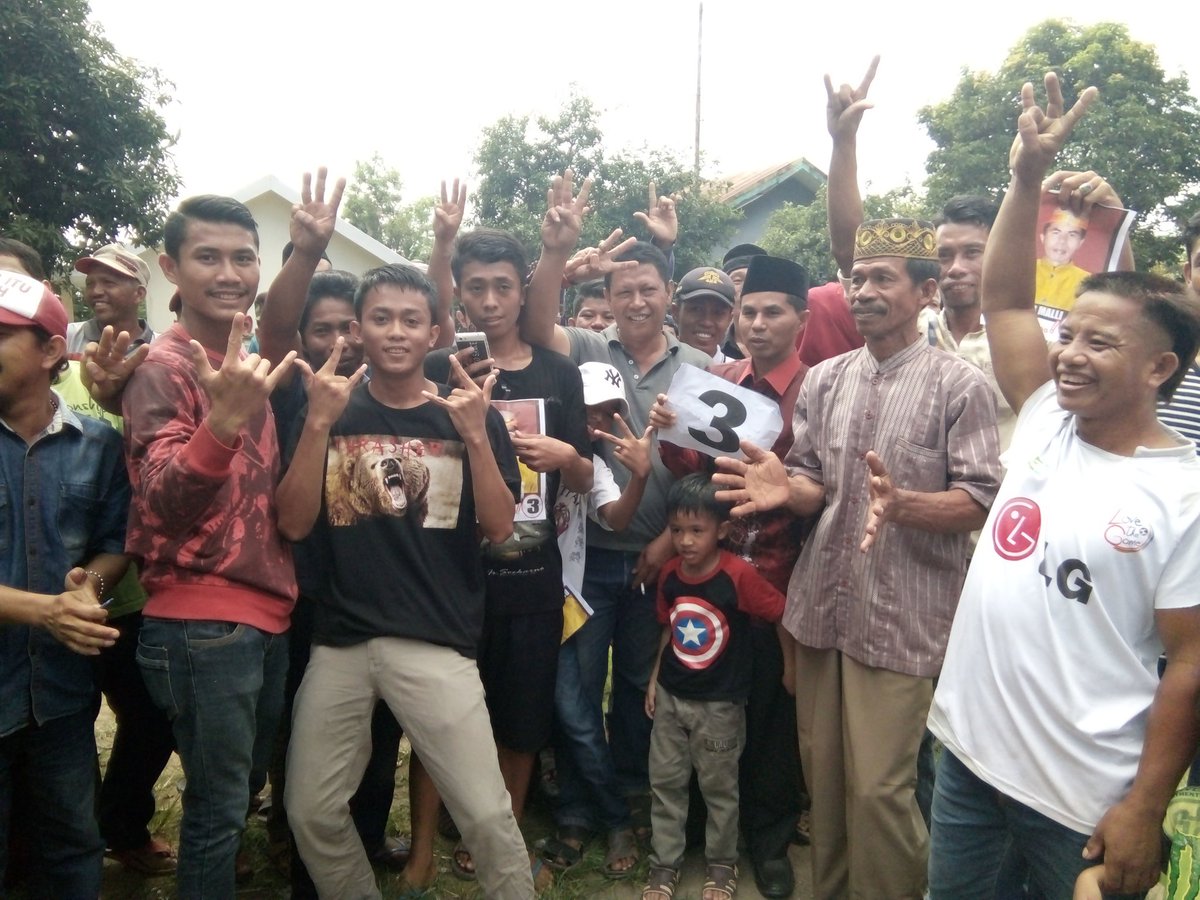 andyleo95's tweet photo. pilihan boleh beda, silaturahmi tetap terjagaπ
#kitaRamliMalli03
#03forMaradekaya
#RamliMalliforMaradekaya
#oppoki https://t.co/OYyo76fc5R