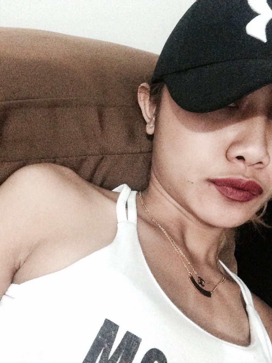 YnieQueen's tweet photo. Kill Em with kindness 💋😍❤️ https://t.co/Vde4bBpioN