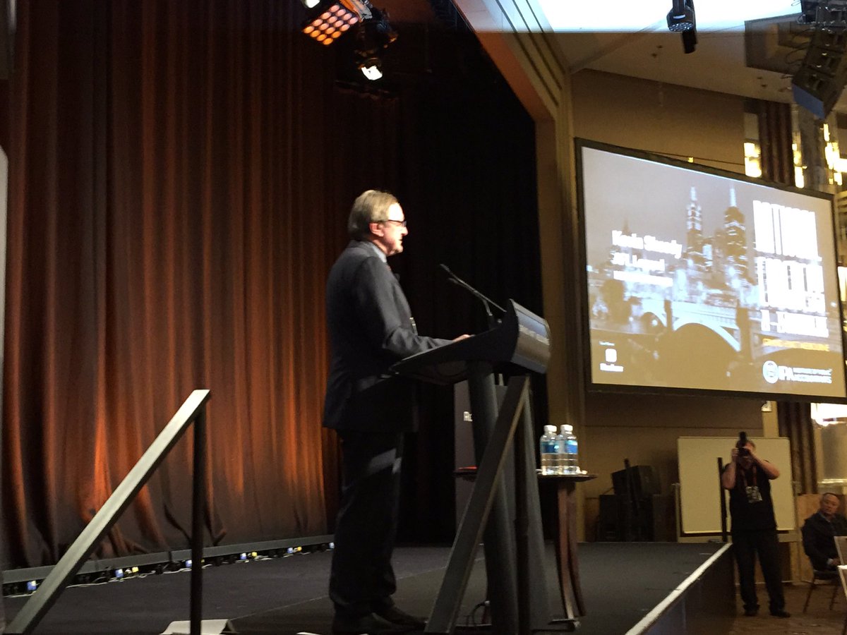 AndrewConwayCEO's tweet photo. #AFL legend Kevin Sheedy asks @ipaaccountants 'why did it take 2000 years to put wheels on suitcases?' #ipanc16 https://t.co/6EdwkPadc1