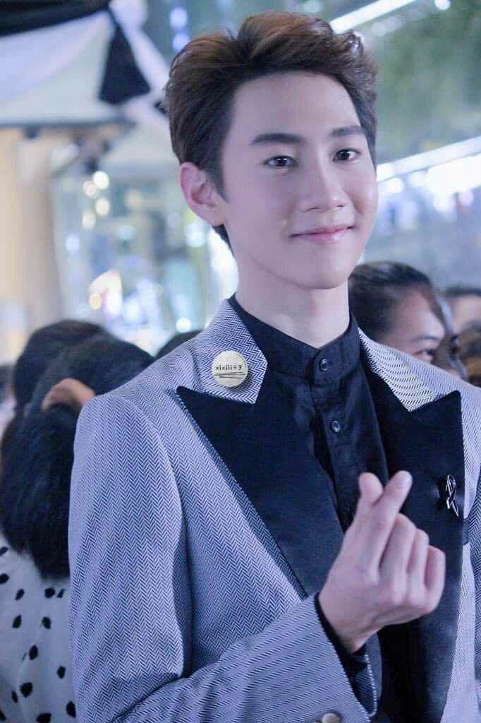 PratiwiGini's tweet photo. หล่อเย็นมากบางทีฉันเสมอเชียร์กัปตันคงยิ่งยงคนดีคนที่น่าสนใจพอที่ฉันรัก #captainchonlathorn https://t.co/O3UaM1hZTb