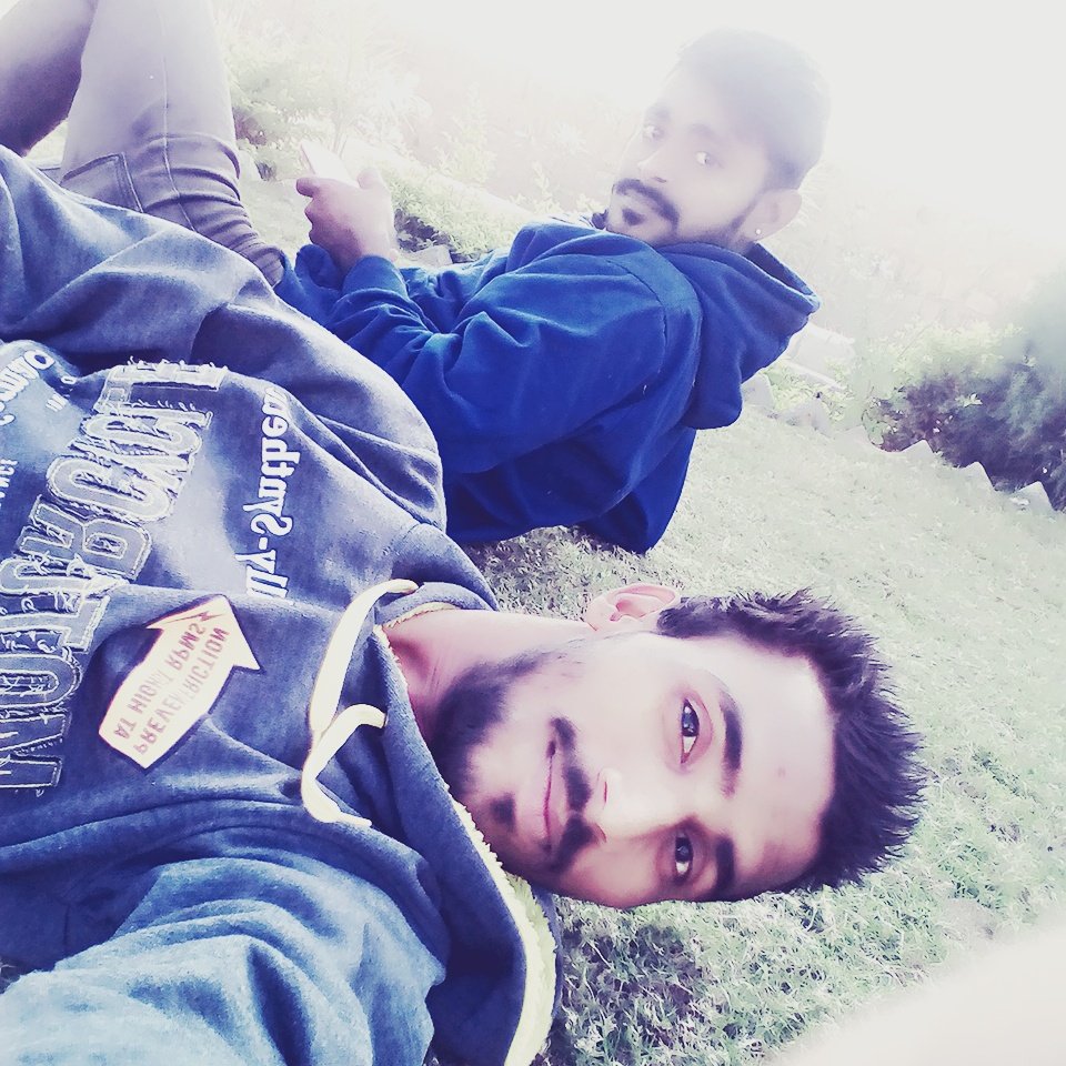 VPomawa's tweet photo. 👑 👦#मैं Ishq उसका 
👸#वो Aashiqui है मेरी👸👸 
😘👸#वो 👸लड़की नही ..
#झिंदगी है #मेरी.... https://t.co/Yp9qo3xnIF